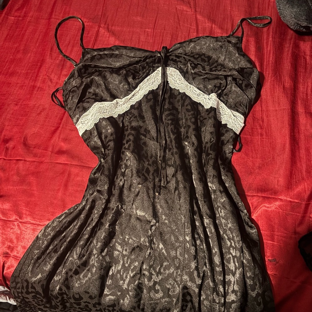 Miss Me Black and White Chemise with Lace Trim